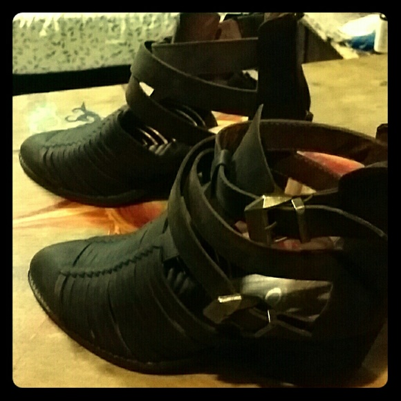 Jeffrey Campbell Shoes - Jeffrey Campbell gladiator bootie