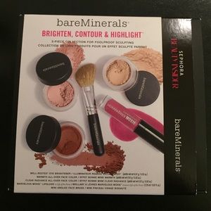 BareMinerals brighten, contour & highlight kit.