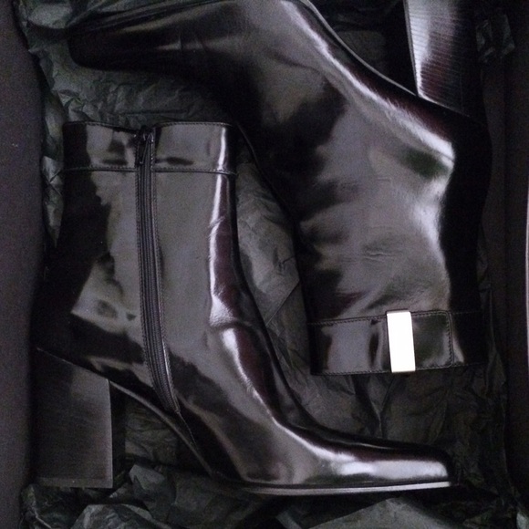 Prada Shoes - 💖HP 1/2/16 Prada Black Boots