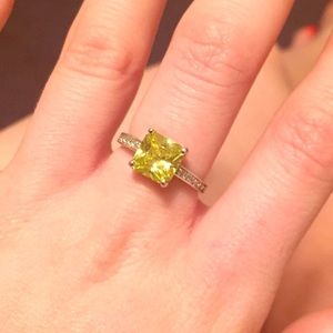 Sterling silver yellowish diamond ring