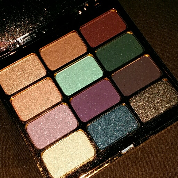 Stila Eyeshadow Palette