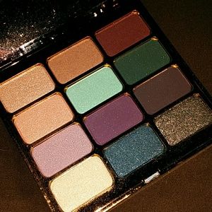 Stila Eyeshadow Palette