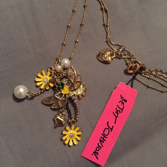 Dragonfly Betsey Johnson necklace
