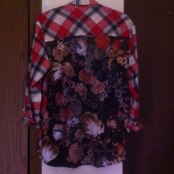 SOLD LF Floral Flannel - Picture 2 of 4