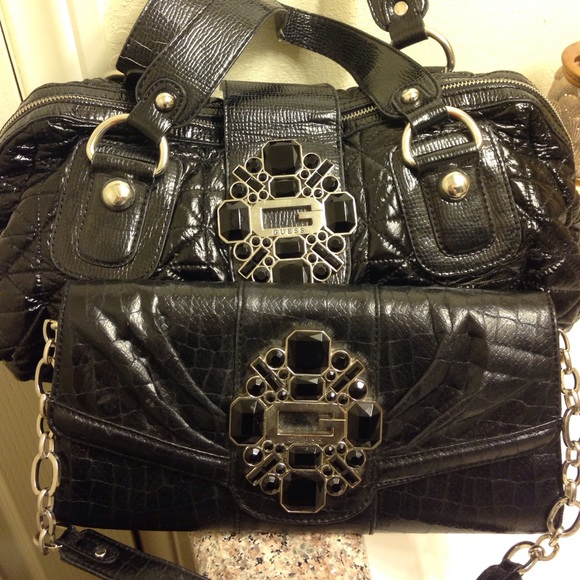 Limited edition guess purse and clutch