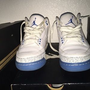Jordan 3s AUTHENTIC