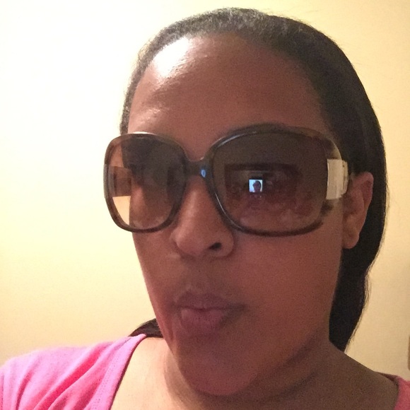 Marc Jacobs Sunglasses 😎 - Picture 4 of 4