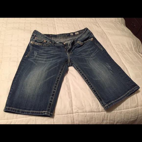 Miss me bermuda shorts