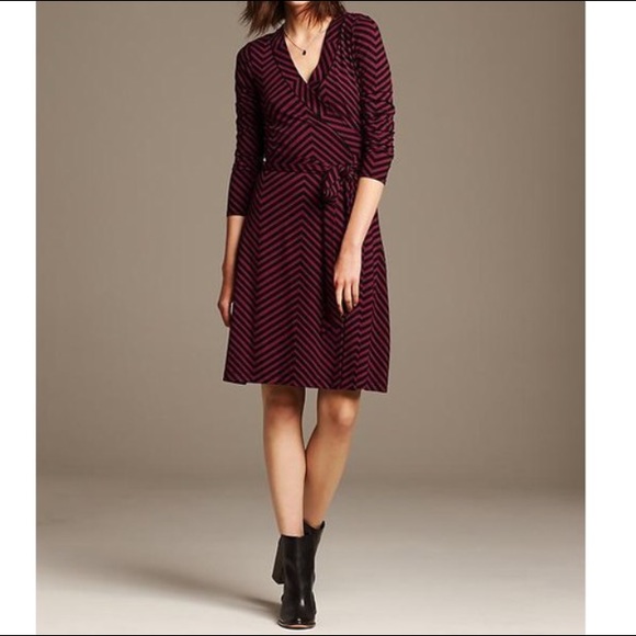 Banana Republic Gemma Wrap Dress Light red rhine