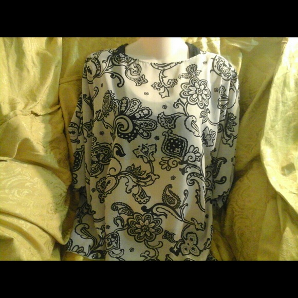 Womens large sheer blouse with tie - Picture 3 of 4