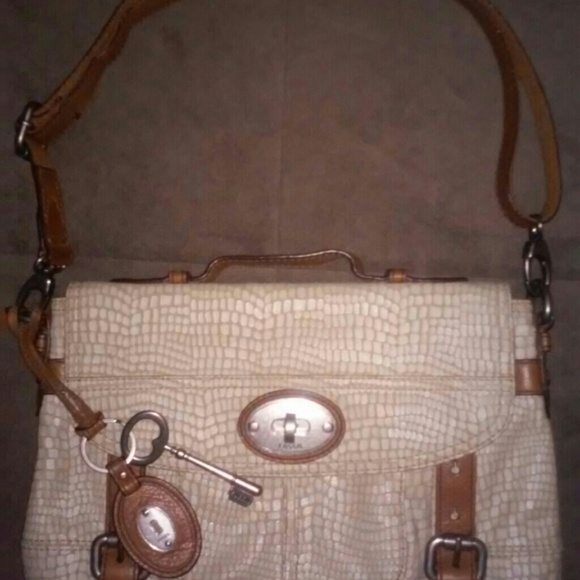 Fossil 1954 Vintage Leather Purse  BWOT