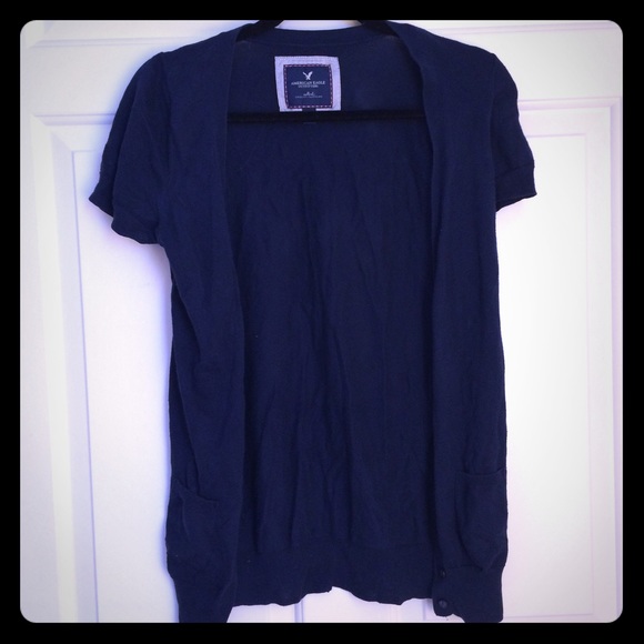 Navy blue short-sleeve cardigan