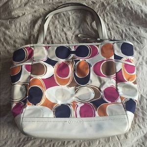Coach Tote - larger size / great condition