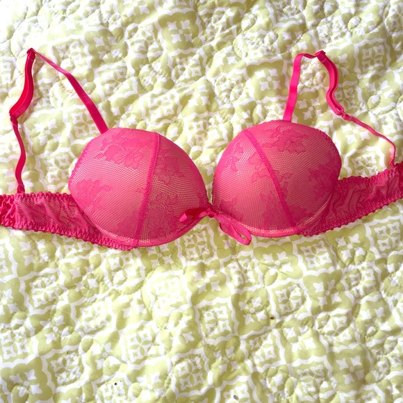 🚫SOLD🚫 Hot Pink Lace Aerie Bra 34C