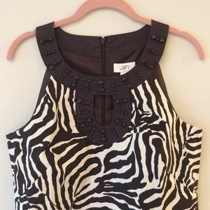 Sleeveless dress