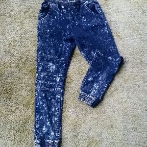 Blue Acid wash jeans