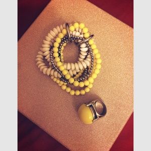 Both the bracelet and the ring come together.