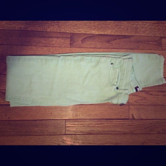 Jeans - Picture 1 of 1