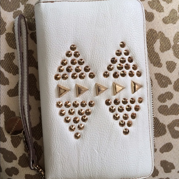 Big Budda wristlet/wallet 😍