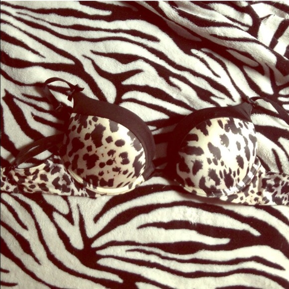 Victoria Secret Bomb Shell bra