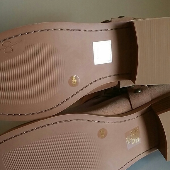 Shoes - Picture 3 of 3