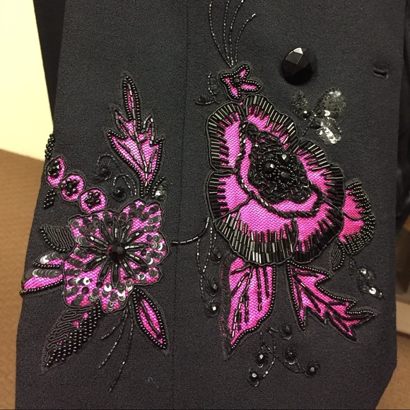 Black Escada blazer . Very unique . NWT - Picture 3 of 4