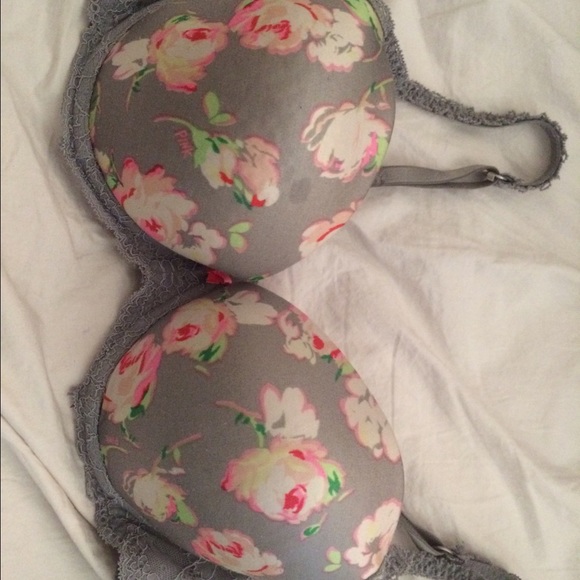 Victoria secret bra