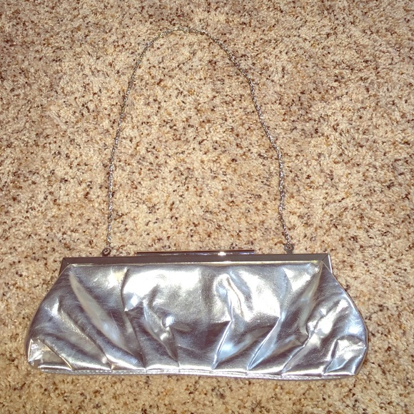 Silver Clutch with chain