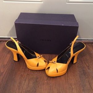 Tangerine 🍊 peep toe sling back