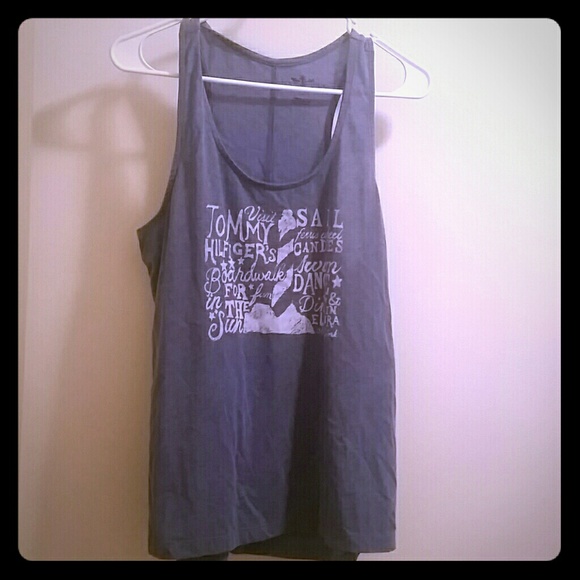 ❌SOLD❌ Tommy Hilfiger tank