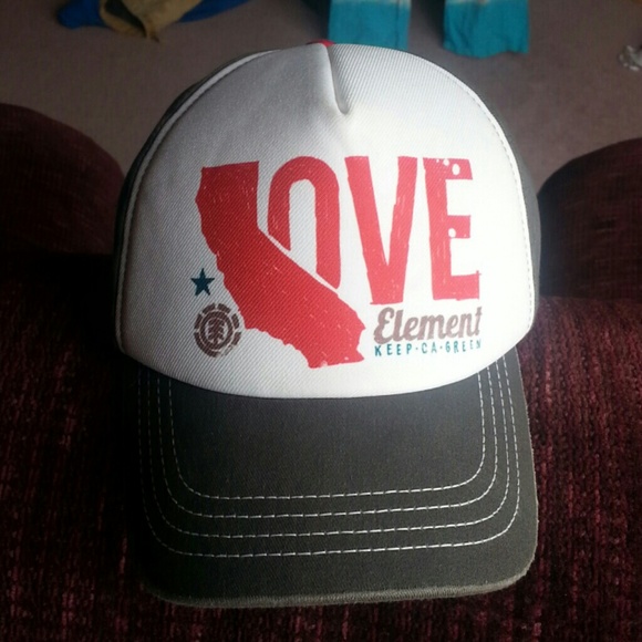 ELEMENT hat