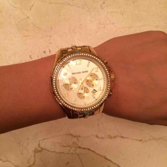 Michael Kors Gold Watch - Picture 2 of 2