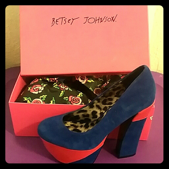 Beautiful Betsey Johnson platform heels!!!