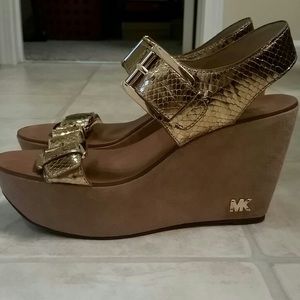 Michael Kors Warren Wedge Metallic Gold