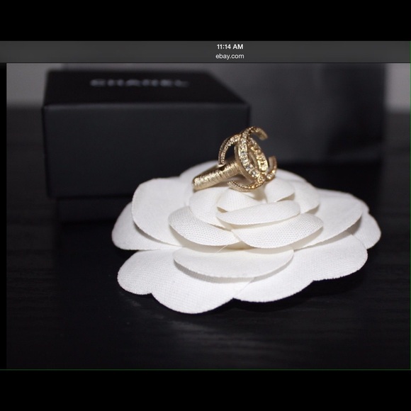 CHANEL Dubai Collection SOLD SOLD - Picture 2 of 4