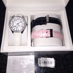 Guess watch with changeable leather straps