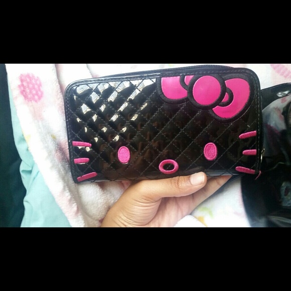 Hello kitty wallet - Picture 1 of 1