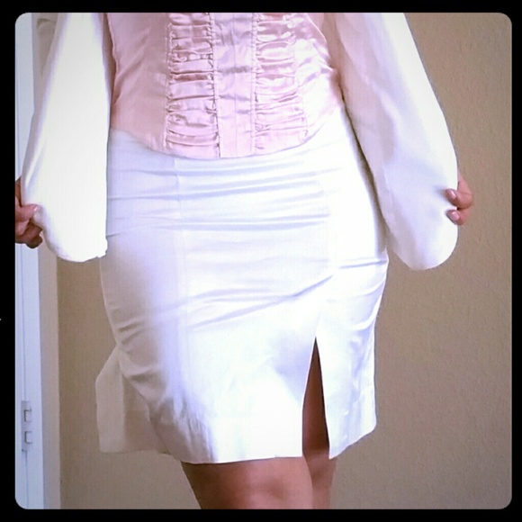 BEBE skirt
