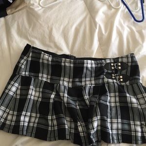 Now for sale: my youth. B&w plaid skirt
