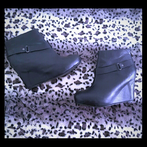 Black Wedge Booties by GUESS