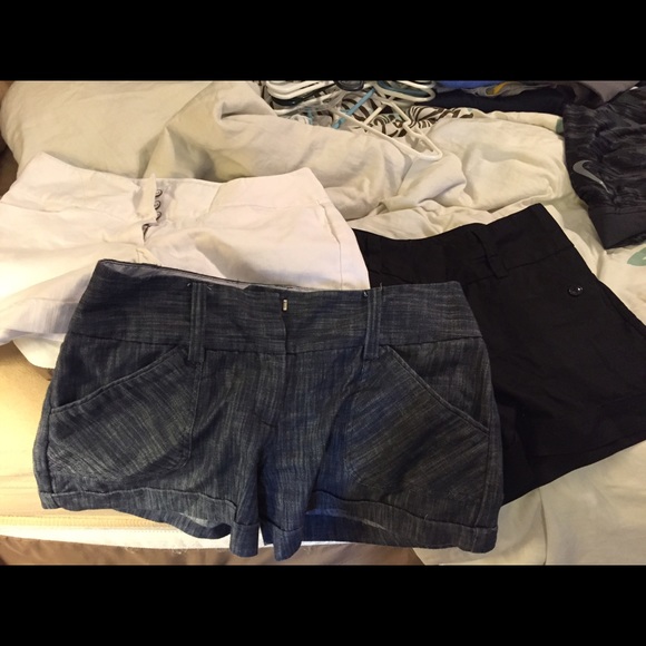 Maurice's I AM SMART shorts size ⅞ slightly used.