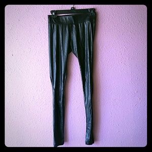 GUESS BLACK LEGGINGS