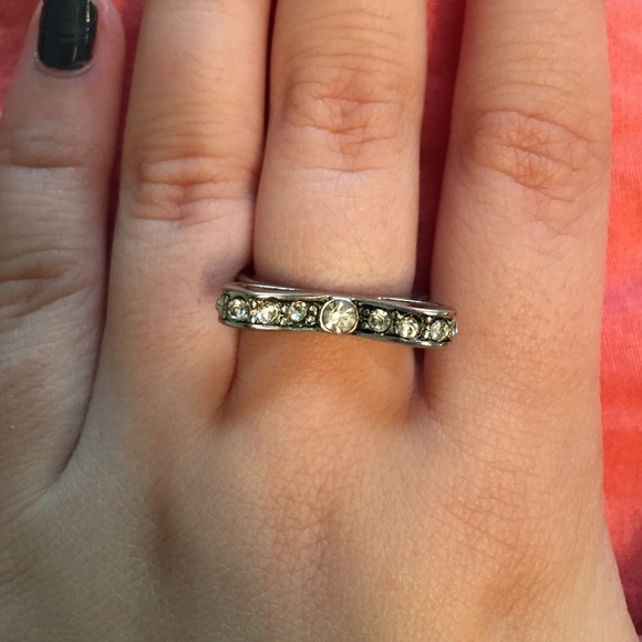 Bow Ring