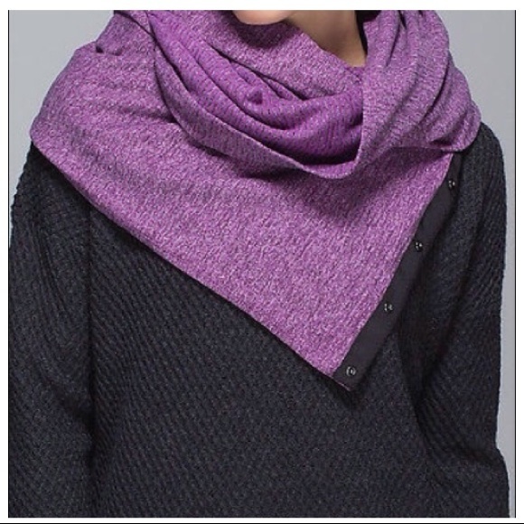 Lululemon Vinyasa Scarf
