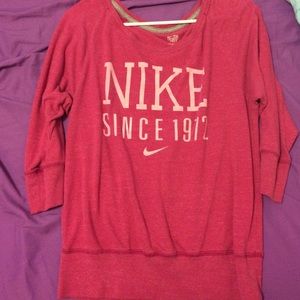 Nike quarter sleeve shirt