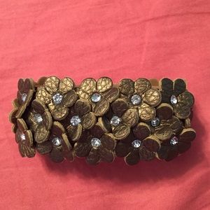 Flower bracelet