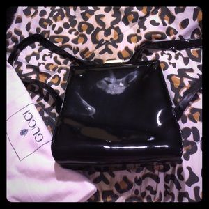 Gucci authentic medium shoulder bag. 😍😍😍