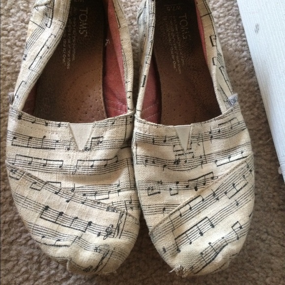 Music note toms