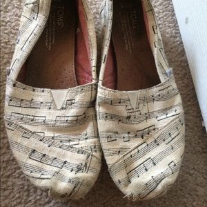 Music note toms
