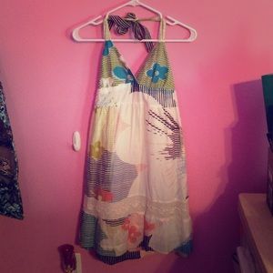 Cute summery Roxy dress!